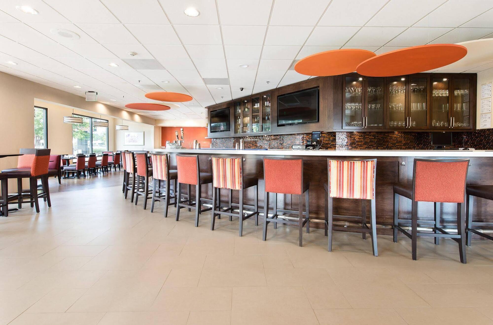 Hotel Doubletree By Hilton Wilmington, Nc Exterior foto